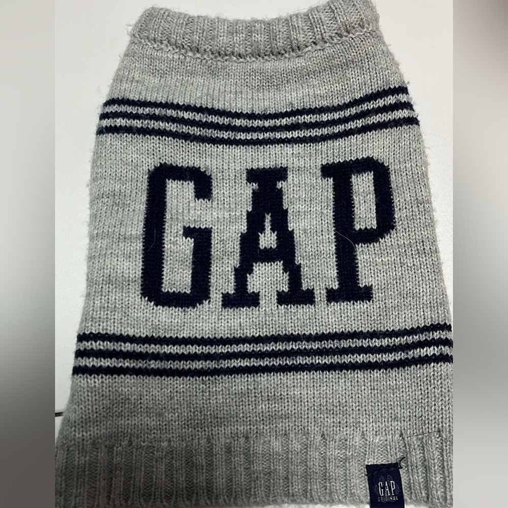 Gap Xs dog sweater